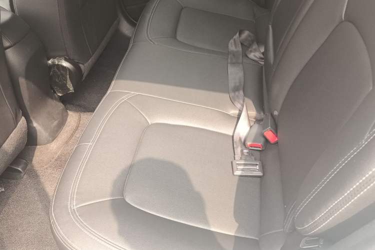 Used Kia Sportage R 2014 2.0L Automatic Two-Wheel Drive GLS Trim Left Rear Seat