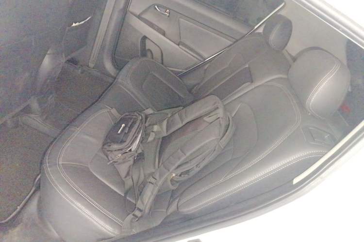 Used Kia Sportage R 2014 2.0L Automatic Two-Wheel Drive Premium Special Left Rear Seat