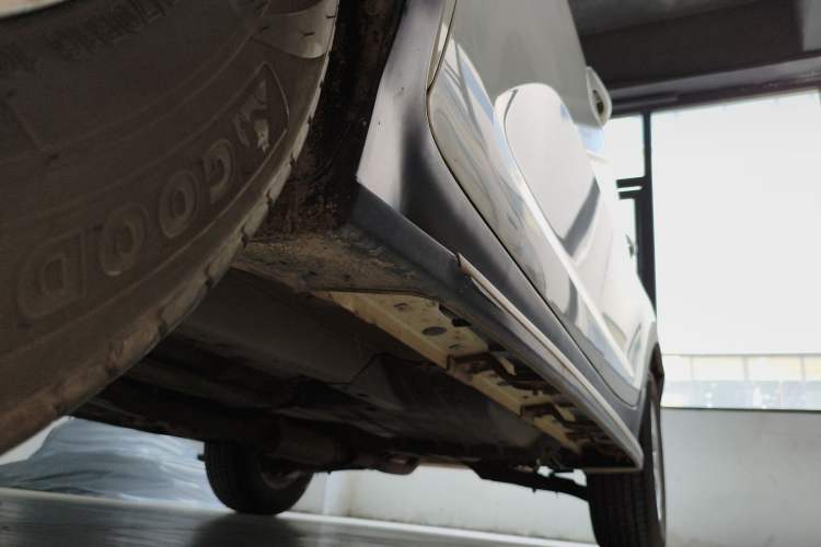 Used Kia Sportage R 2014 2.0L Automatic Two-Wheel Drive GL Left Side Sill
