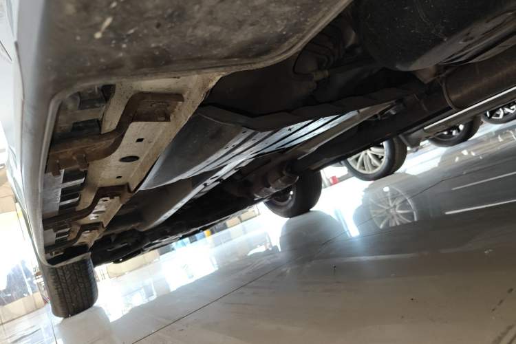 Used Kia Sportage R 2014 2.0L Automatic Two-Wheel Drive GL Left Side Sill