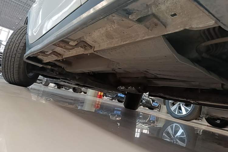 Used Kia Sportage R 2014 2.0L Automatic Two-Wheel Drive GL Left Side Sill