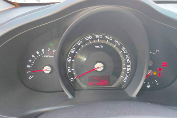 Used Kia Sportage R 2014 2.0L Manual Two-Wheel Drive GL Trim Odometer Close Up