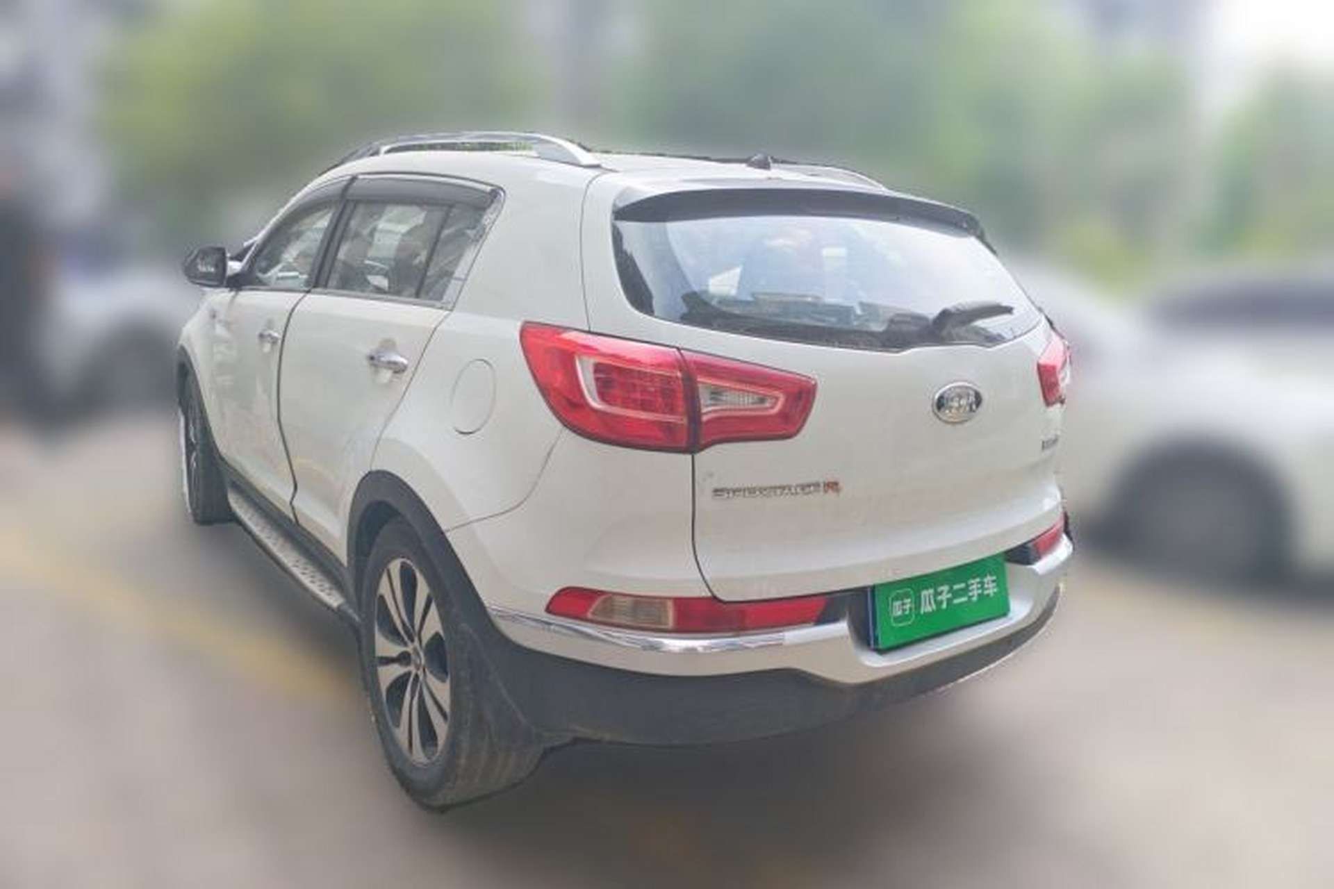 Used Kia Sportage R 2014 2.0L Automatic Two-Wheel Drive GLS Trim Rear Left 45 Deg