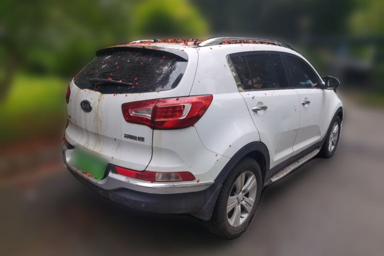 Used Kia Sportage R 2014 2.0L Automatic Two-Wheel Drive GLS Trim Rear Right 45 Deg