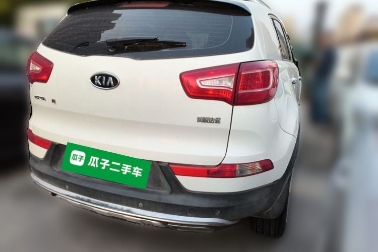 Used Kia Sportage R 2014 2.0L Automatic Two-Wheel Drive GLS Trim Rear Right 45 Deg