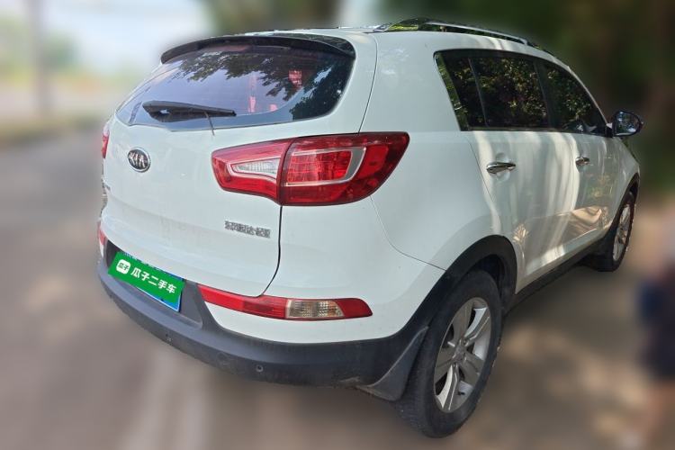 Used Kia Sportage R 2014 2.0L Automatic Two-Wheel Drive GLS Trim Rear Right 45 Deg