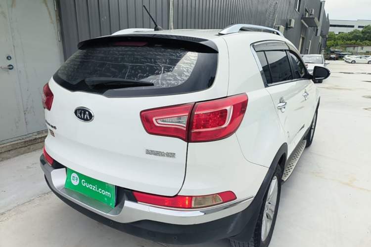 Used Kia Sportage R 2014 2.0L Automatic Two-Wheel Drive GLS Trim Rear Right 45 Deg