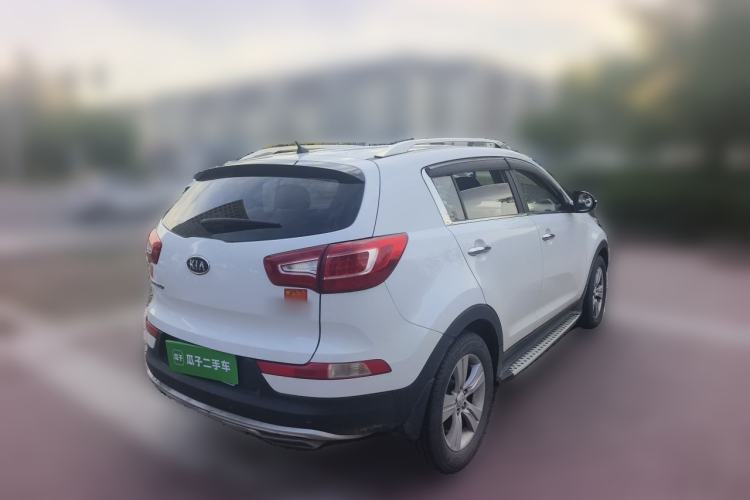 Used Kia Sportage R 2014 2.0L Automatic Two-Wheel Drive GLS Trim Rear Right 45 Deg
