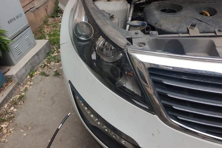 Used Kia Sportage R 2014 2.0L Automatic Two-Wheel Drive GL Right Front Headlight