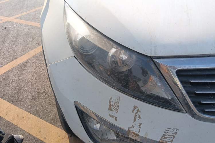 Used Kia Sportage R 2014 2.0L Automatic Two-Wheel Drive GLS Trim Right Front Headlight