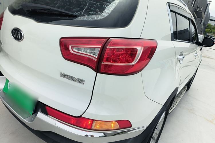 Used Kia Sportage R 2014 2.0L Automatic Two-Wheel Drive GLS Trim Right Rear Taillight