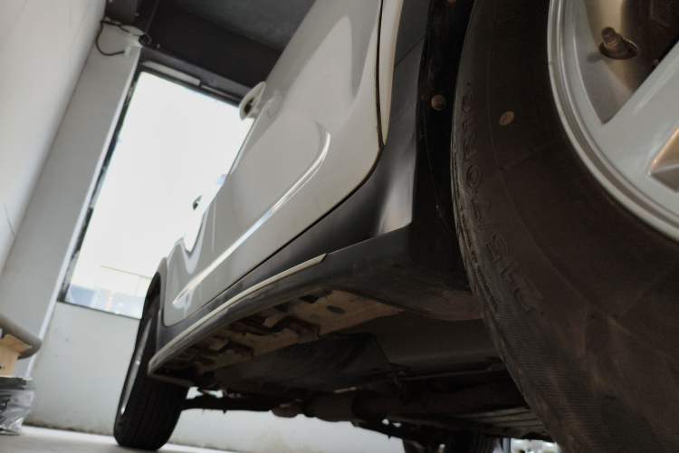 Used Kia Sportage R 2014 2.0L Automatic Two-Wheel Drive GL Right Side Sill