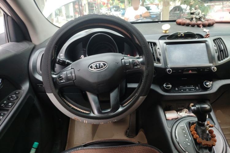 Used Kia Sportage R 2014 2.0L Automatic Two-Wheel Drive DLX Steering Wheel