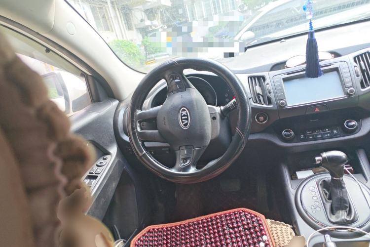 Used Kia Sportage R 2014 2.0L Automatic Two-Wheel Drive GLS Trim Steering Wheel