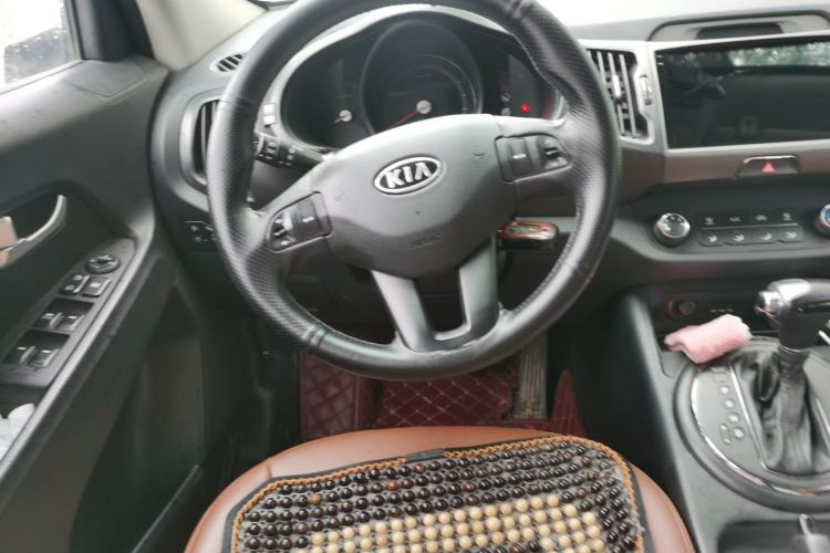 Used Kia Sportage R 2014 2.0L Automatic Two-Wheel Drive GL Steering Wheel