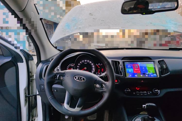 Used Kia Sportage R 2014 2.0L Automatic Two-Wheel Drive DLX Steering Wheel