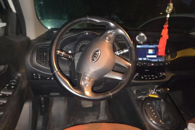 Used Kia Sportage R 2014 2.0L Automatic Two-Wheel Drive GLS Trim Steering Wheel