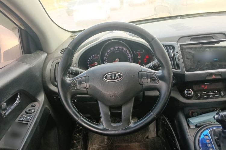 Used Kia Sportage R 2014 2.0L Automatic Two-Wheel Drive GLS Trim Steering Wheel