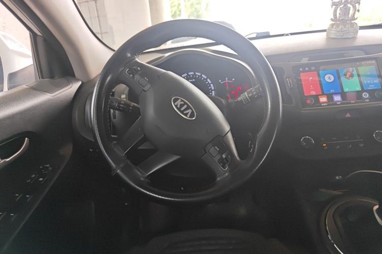 Used Kia Sportage R 2014 2.0L Manual Two-Wheel-Drive GLS Steering Wheel