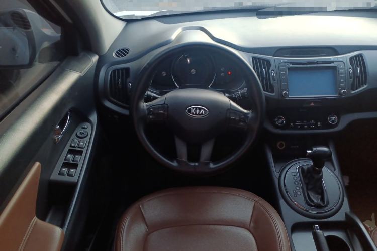 Used Kia Sportage R 2014 2.0L Automatic Two-Wheel Drive GLS Trim Steering Wheel
