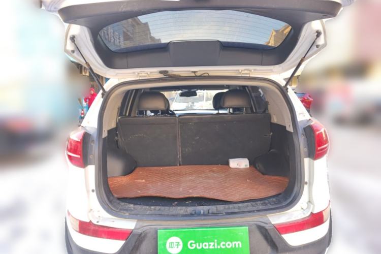 Used Kia Sportage R 2014 2.0L Automatic Two-Wheel Drive DLX Trunk