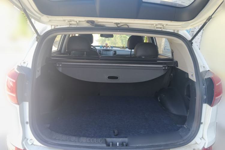 Used Kia Sportage R 2014 2.0L Automatic Two-Wheel Drive GLS Trim Trunk
