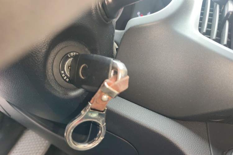 Used Kia Sportage R 2014 2.0L Automatic Two-Wheel Drive GL Vehicle Key