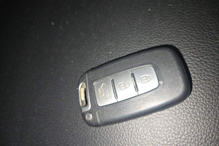 Used Kia Sportage R 2014 2.0L Automatic Two-Wheel Drive GLS Trim Vehicle Key