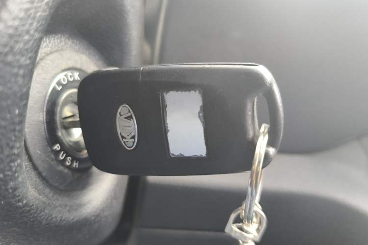 Used Kia Sportage R 2014 2.0L Automatic Two-Wheel Drive GLS Trim Vehicle Key
