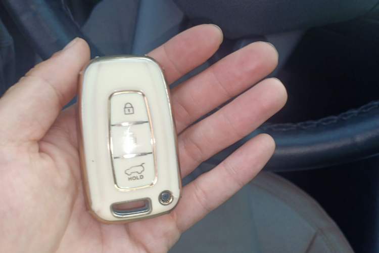 Used Kia Sportage R 2014 2.0L Automatic Two-Wheel Drive GLS Trim Vehicle Key