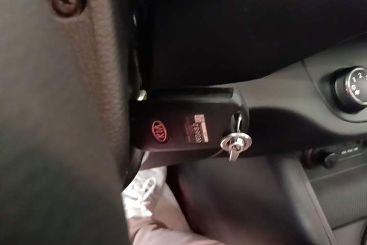 Used Kia Sportage R 2014 2.0L Automatic Two-Wheel Drive GL Vehicle Key