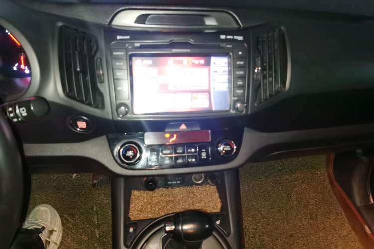 Used Kia Sportage R 2014 2.0L Automatic Two-Wheel Drive Premium Special Audio And AC Panel