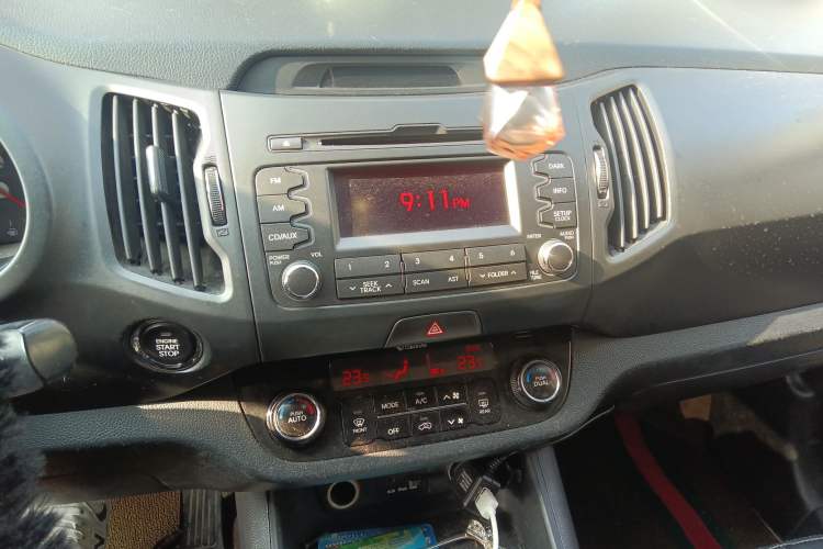 Used Kia Sportage R 2014 2.0L Automatic Two-Wheel Drive DLX Audio And AC Panel