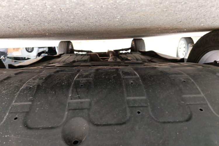 Used Kia Sportage R 2014 2.0L Automatic Two-Wheel Drive DLX Chassis Front