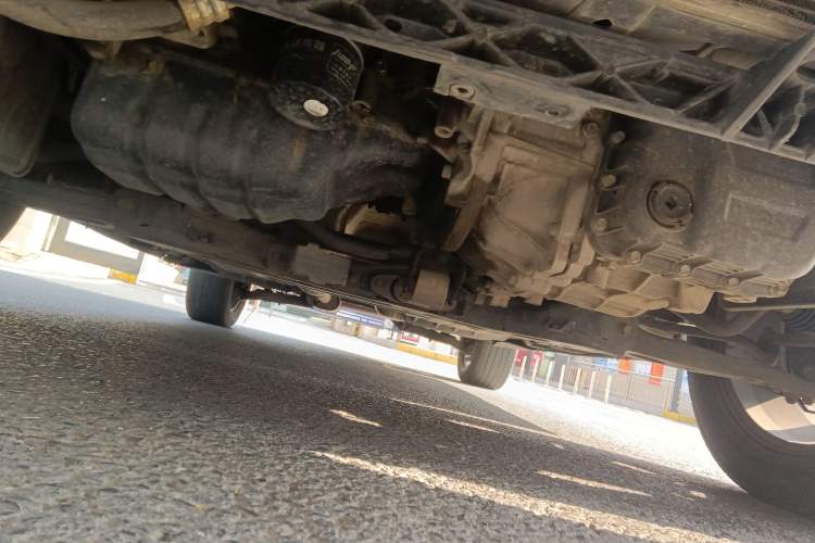Used Kia Sportage R 2014 2.0L Automatic Two-Wheel Drive DLX Chassis Front