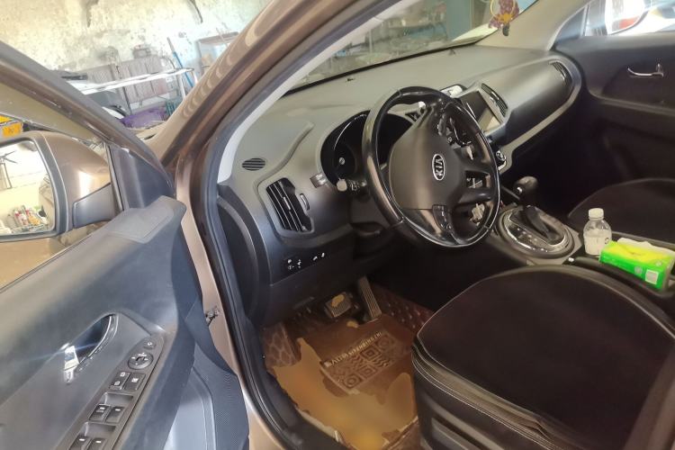 Used Kia Sportage R 2014 2.0L Automatic Two-Wheel Drive DLX Driver Seat