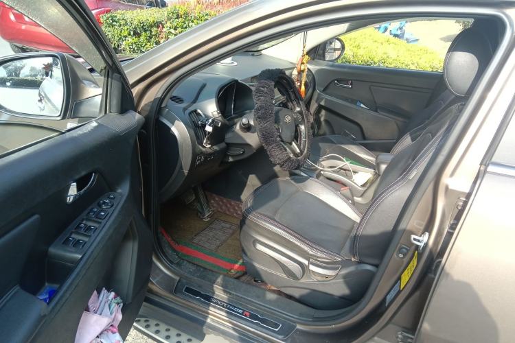Used Kia Sportage R 2014 2.0L Automatic Two-Wheel Drive DLX Driver Seat