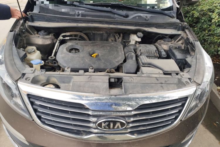 Used Kia Sportage R 2014 2.0L Automatic Two-Wheel Drive GL Engine Bay