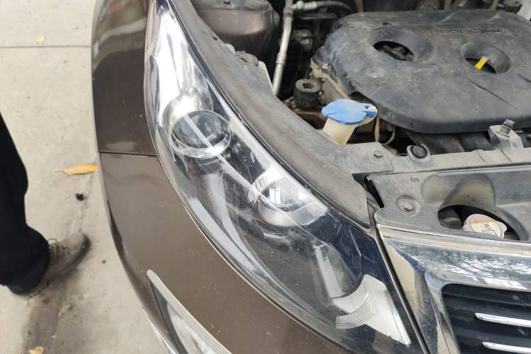 Used Kia Sportage R 2014 2.0L Automatic Two-Wheel Drive GL Engine Bay Right
