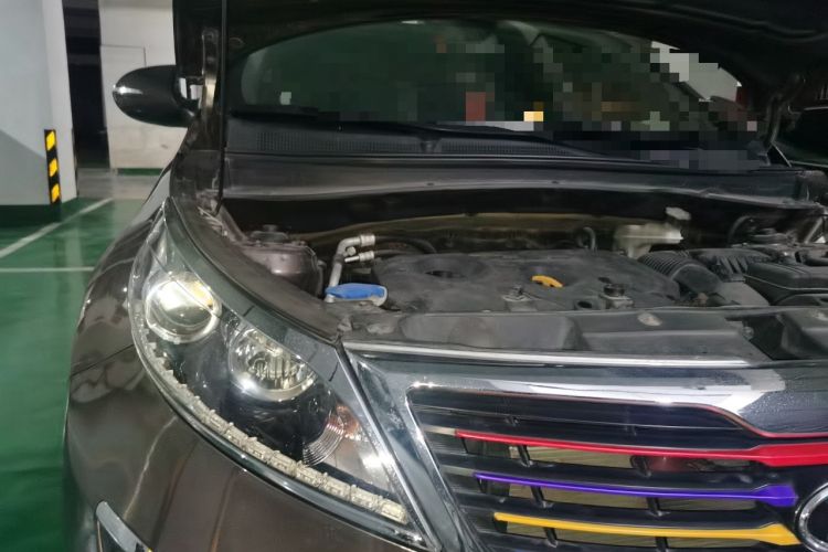 Used Kia Sportage R 2014 2.0L Automatic Two-Wheel Drive Premium Special Engine Bay Right