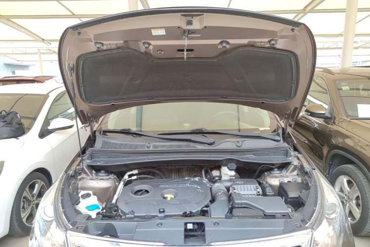 Used Kia Sportage R 2014 2.0L Automatic Two-Wheel Drive Premium Special Engine Bay