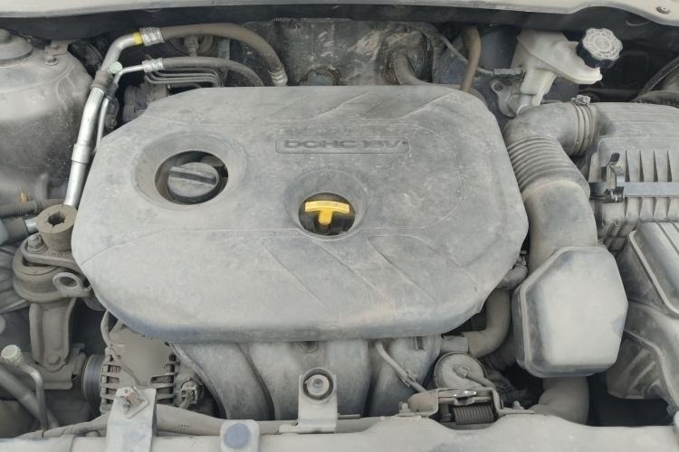 Used Kia Sportage R 2014 2.0L Automatic Two-Wheel Drive DLX Engine Bay
