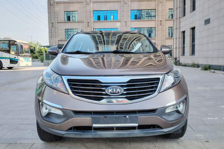Used Kia Sportage R 2014 2.0L Automatic Two-Wheel Drive GLS Trim Exterior 1