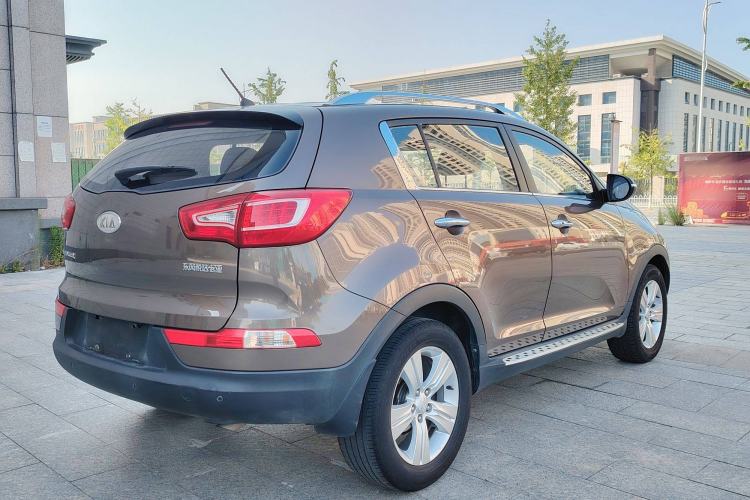 Used Kia Sportage R 2014 2.0L Automatic Two-Wheel Drive GLS Trim Exterior 5