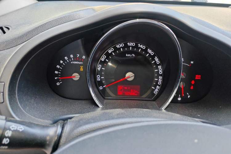 Used Kia Sportage R 2014 2.0L Automatic 4x4 GLS Instrument Cluster
