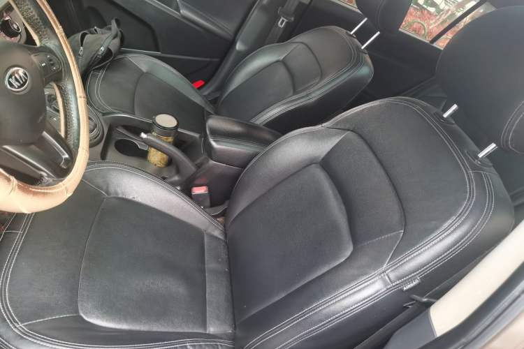 Used Kia Sportage R 2014 2.0L Automatic Two-Wheel Drive DLX Left Front Seat