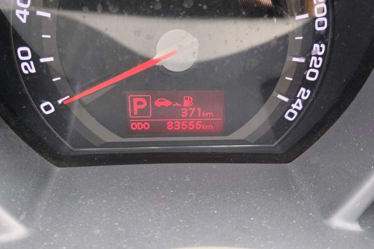 Used Kia Sportage R 2014 2.0L Automatic Two-Wheel Drive GL Odometer Close Up