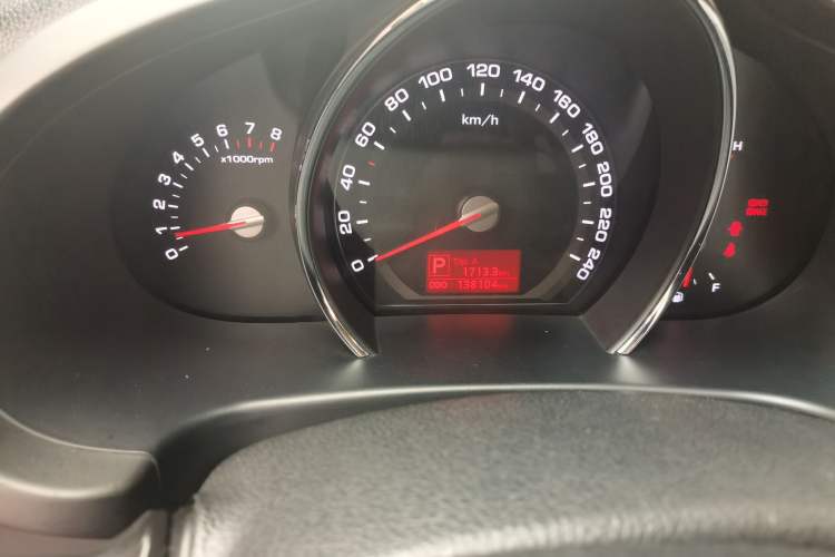 Used Kia Sportage R 2014 2.0L Automatic Two-Wheel Drive DLX Odometer Close Up
