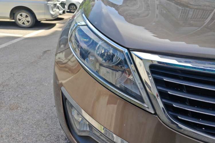 Used Kia Sportage R 2014 2.0L Automatic 4x4 GLS Right Front Headlight