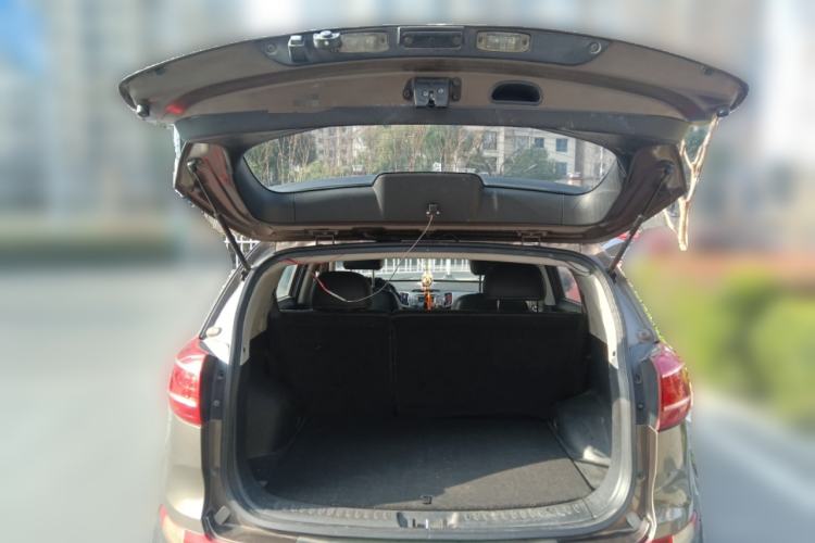 Used Kia Sportage R 2014 2.0L Automatic Two-Wheel Drive DLX Trunk